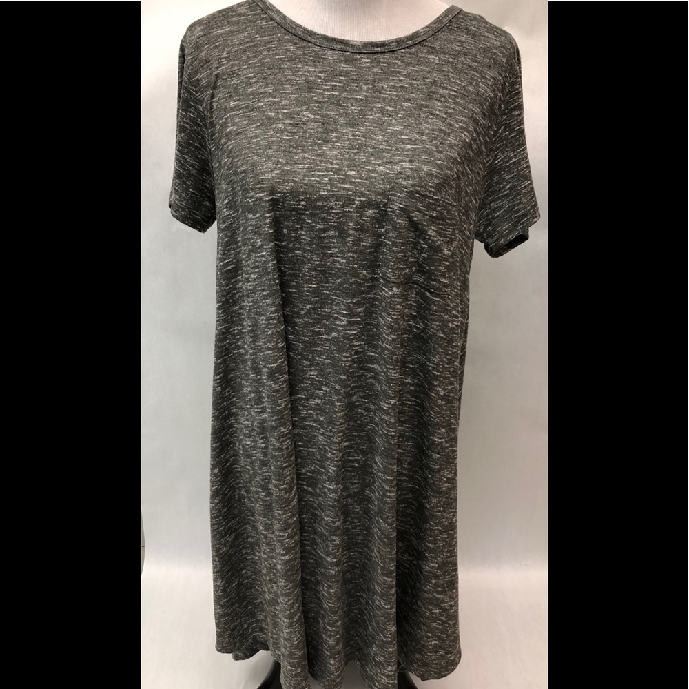 Lularoe Carly pocket tee dress large gray